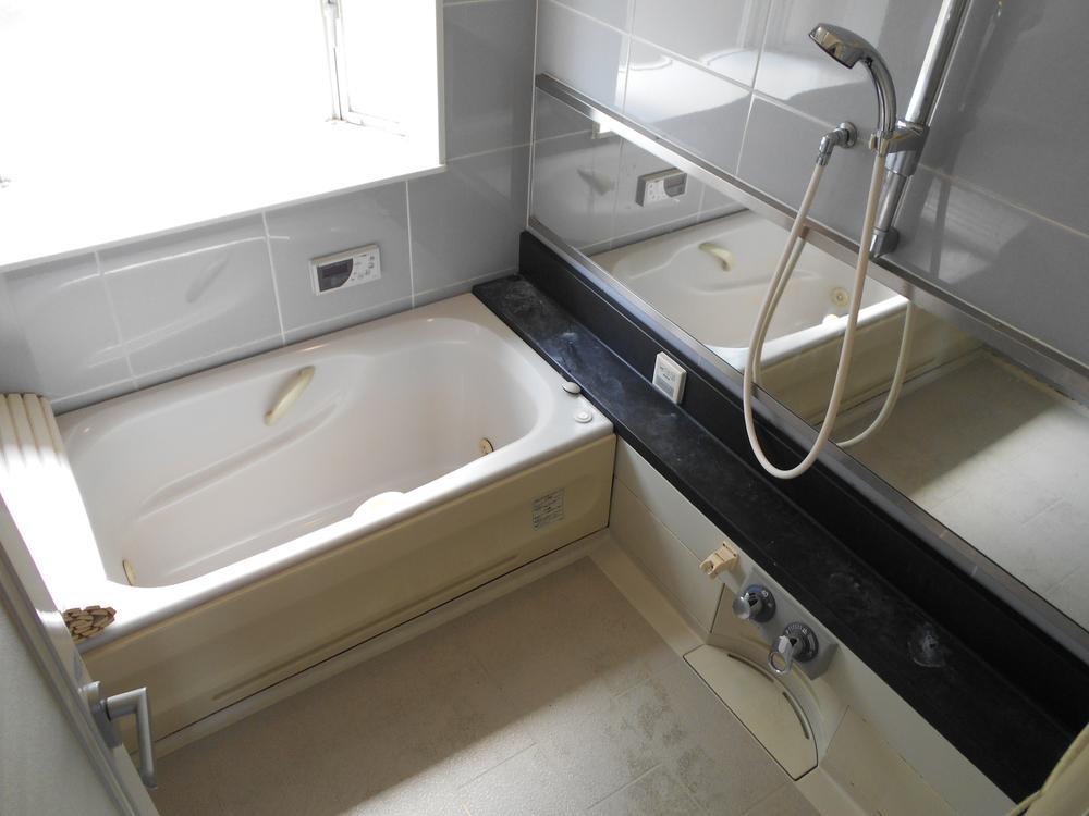 Bathroom. Room (August 2013) Shooting