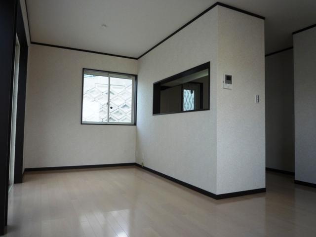 Same specifications photos (living). Same specifications (living)