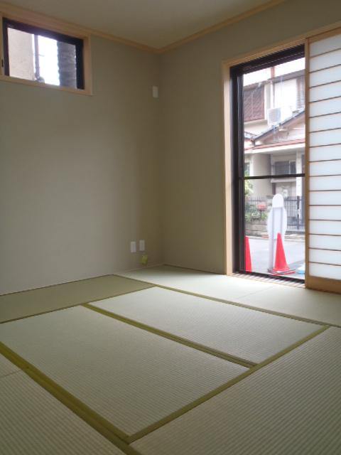 Non-living room. Indoor (July 2013) Shooting