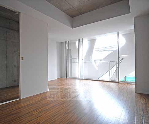 Living and room. Package and bright white rooms.