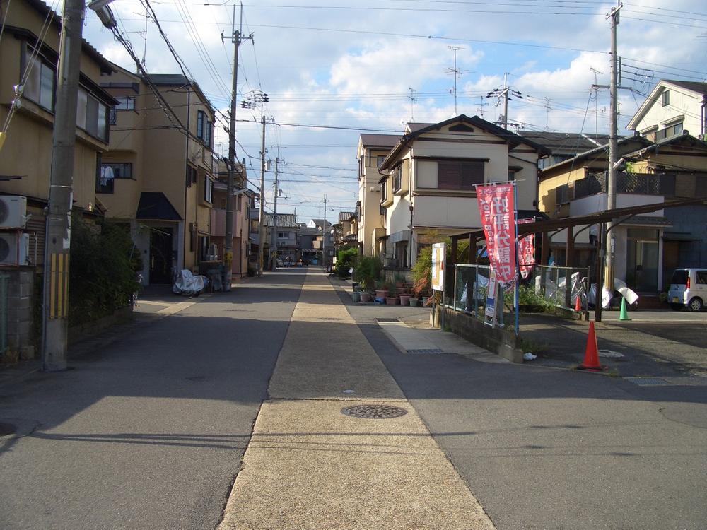 Local photos, including front road. West road Local (September 2013) Shooting