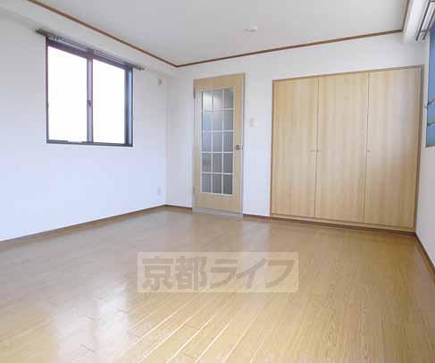 Living and room. Dawn and the Western-style ・