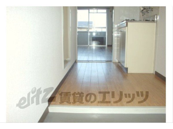 Other room space. Corridor