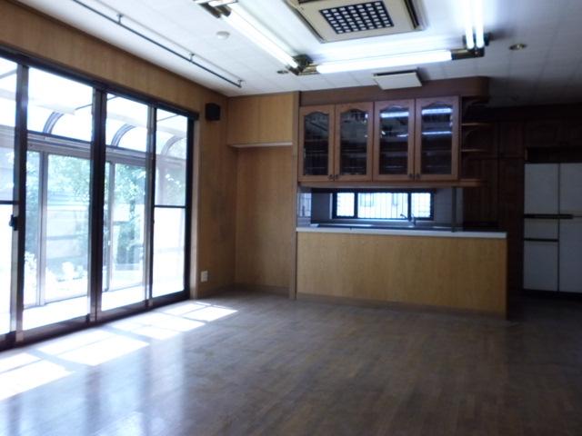 Living. Indoor (10 May 2013) Shooting