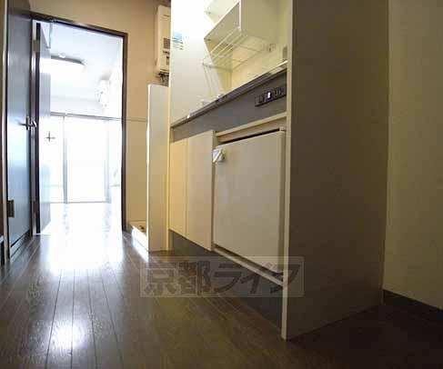 Living and room. Kitchen space.