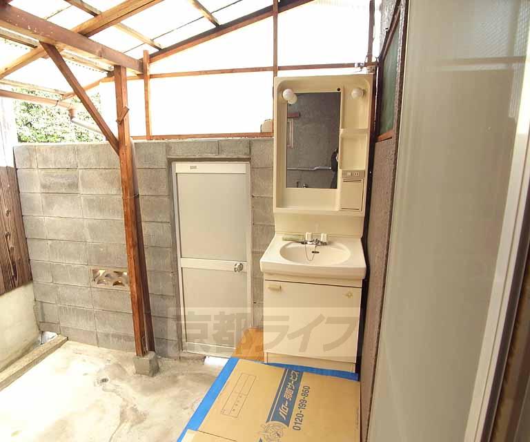 Washroom. There are also independent wash basin.