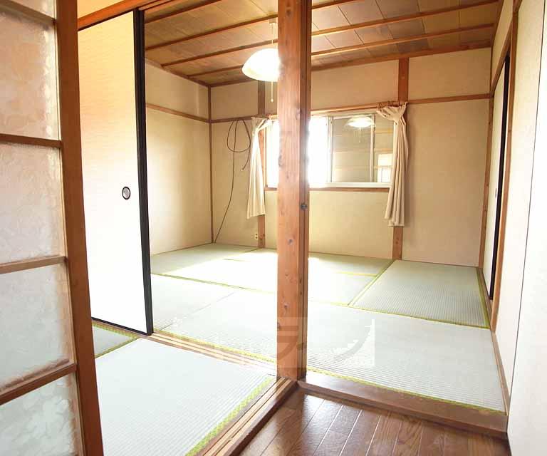 Living and room. The second floor of the room.