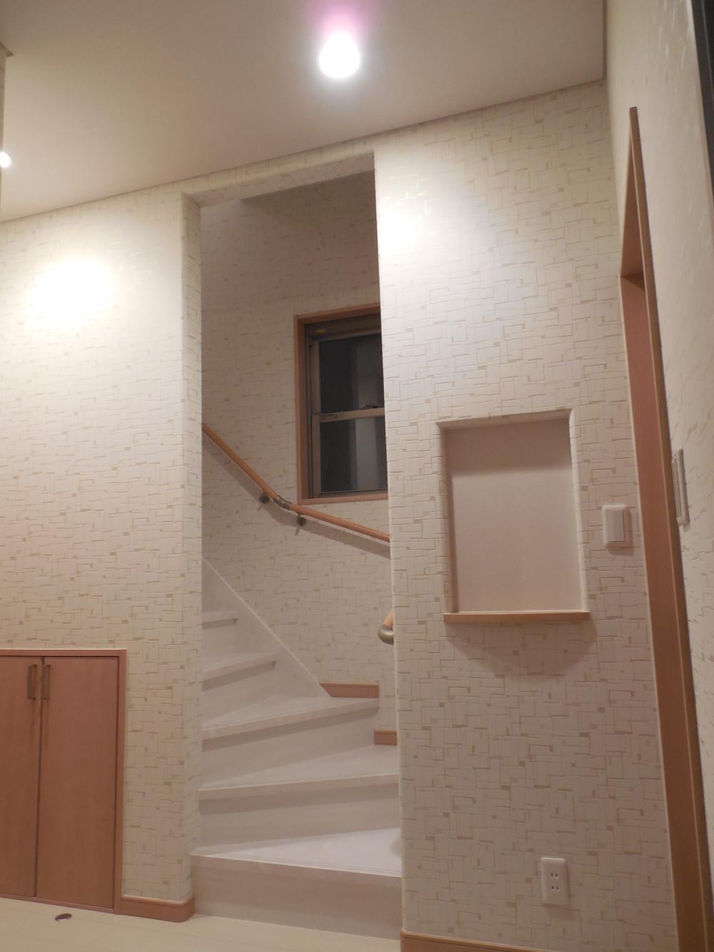 Other introspection. Pick-up in cute fashionable entrance.