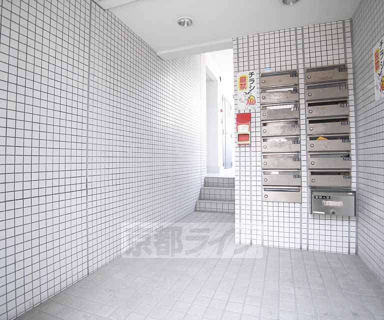 Entrance. Entrance is.