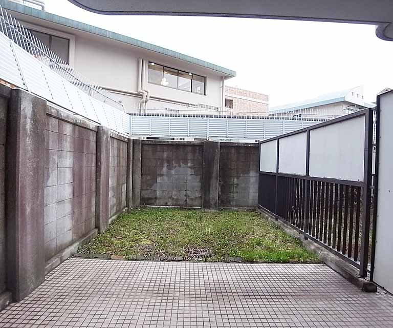 Balcony. Private garden.