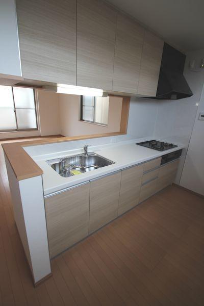 Kitchen. Simple and easy-to-use kitchen