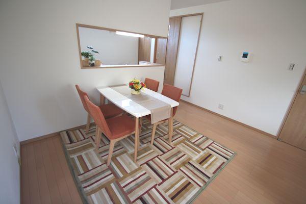 Living. Living (November 2013) Shooting