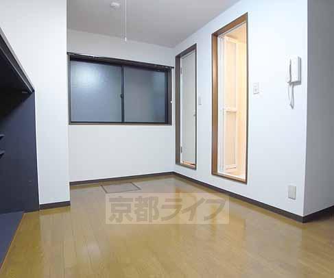 Living and room. Clean rooms of white keynote ・