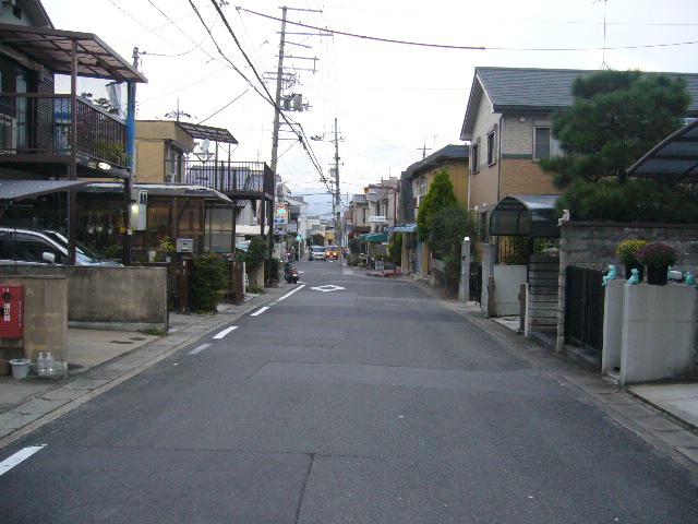 Local photos, including front road. Local (March 2013) Shooting