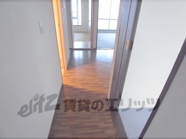 Other room space. Corridor