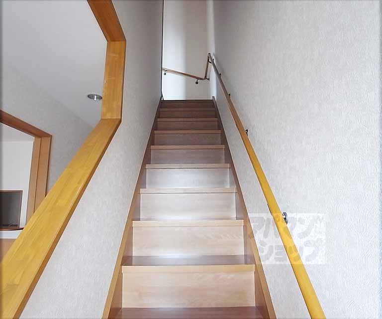 Other room space. Staircase.