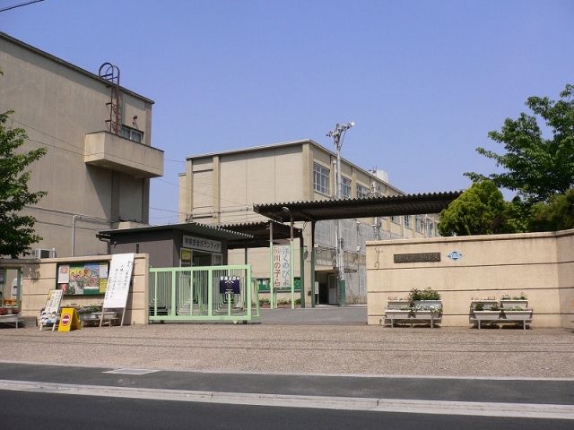 Primary school. 500m to Kyoto Municipal Sunagawa elementary school (elementary school)