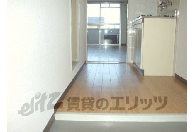 Other room space. Corridor