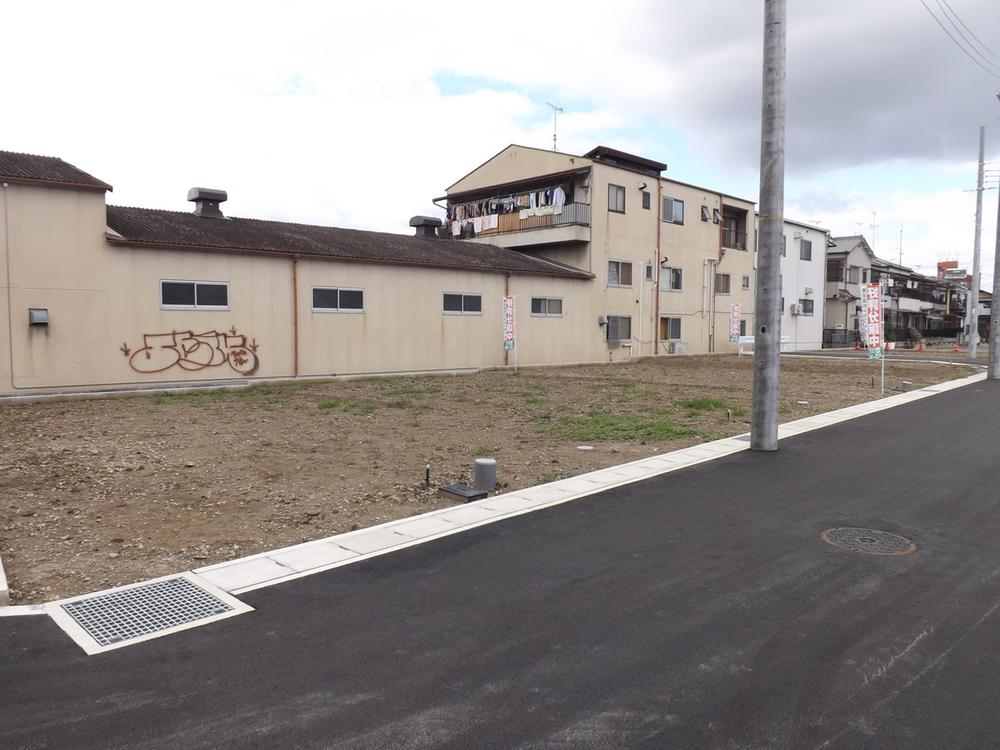 Local photos, including front road. Completed before local photo