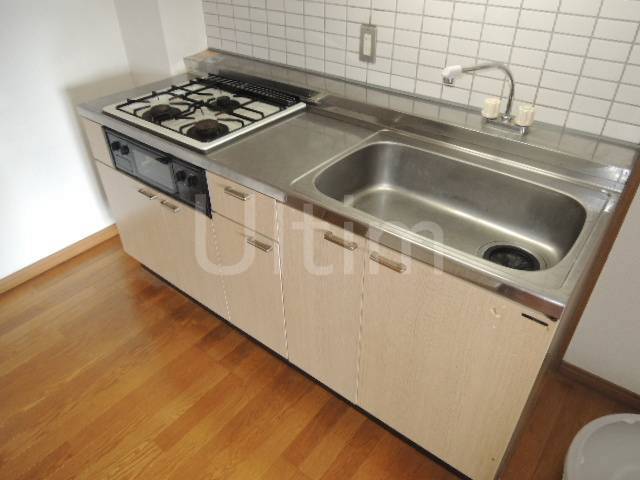 Kitchen. System kitchen