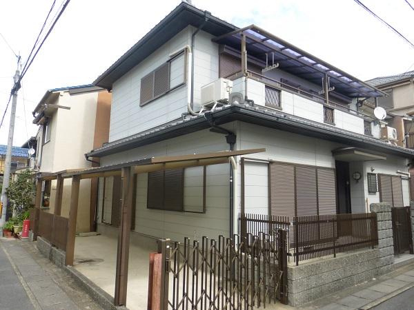 Local appearance photo. Sunny in the 45 square meters of the corner lot! 