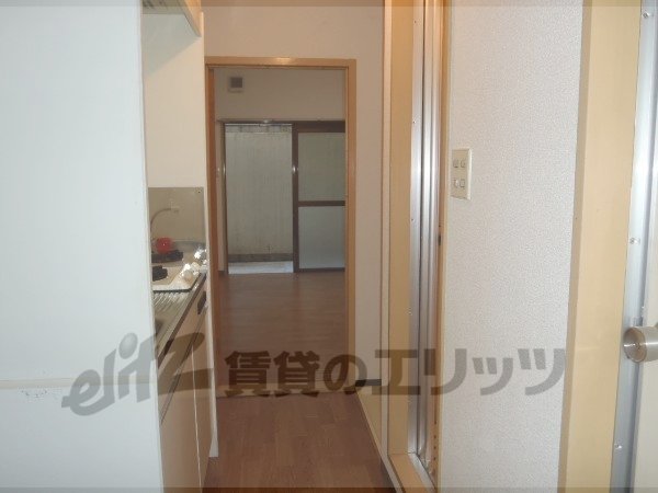 Other room space. Corridor