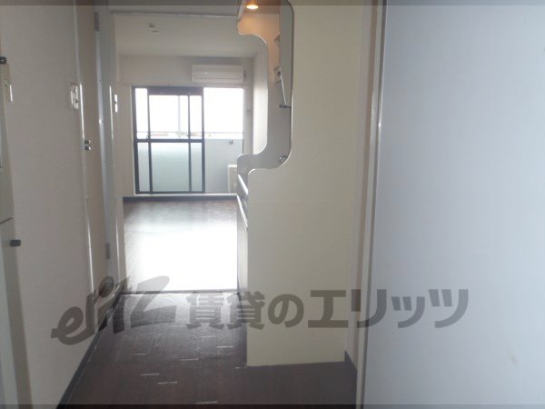 Other room space. Corridor