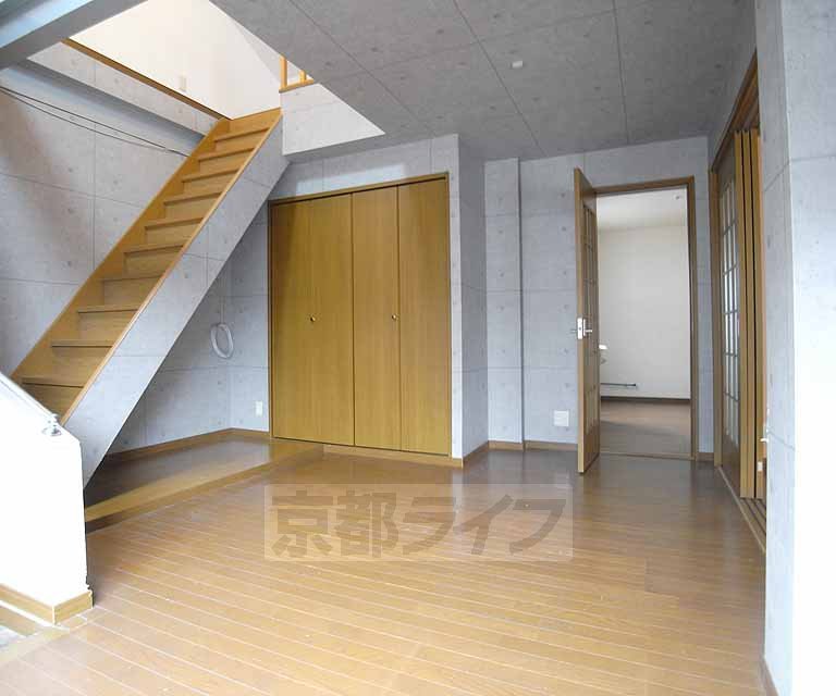 Living and room. Entrance is the front of the room