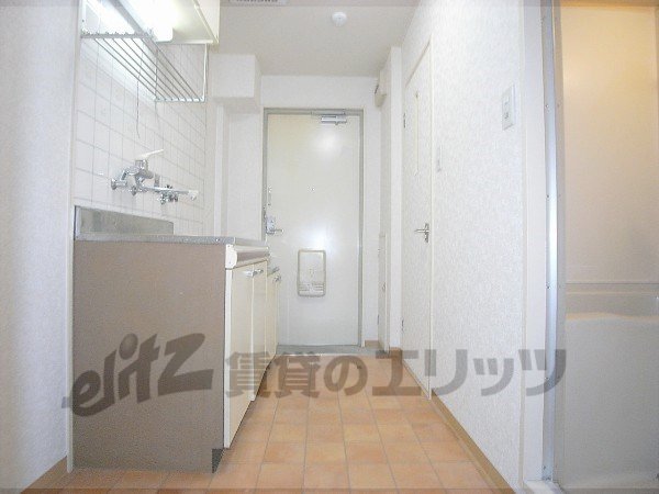 Other room space. Corridor