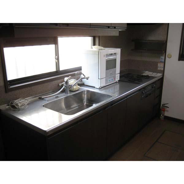 Kitchen. System kitchen