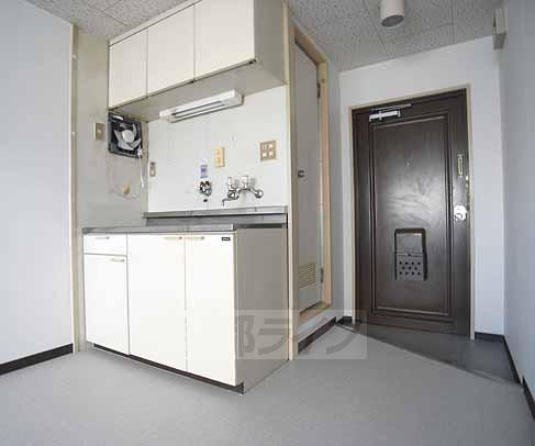 Kitchen. Storage has pretty with