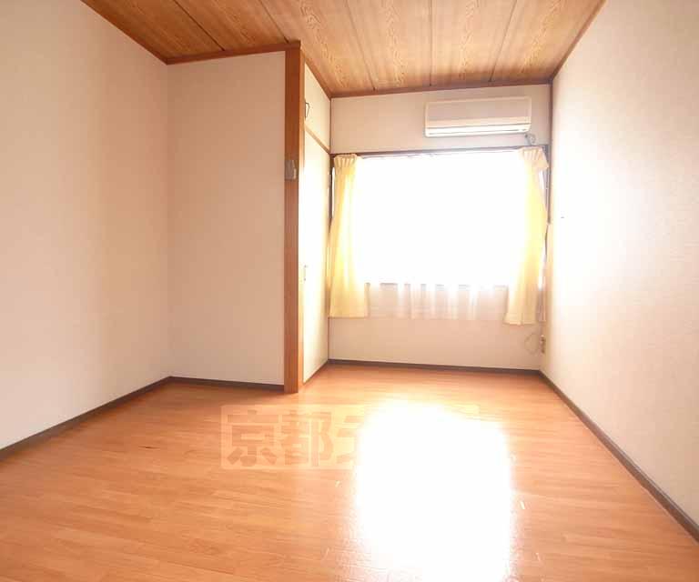 Living and room. Bright Western-style