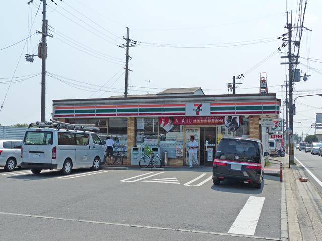 Convenience store. 536m to Seven-Eleven Kyoto Fushimi Hazukashi shop