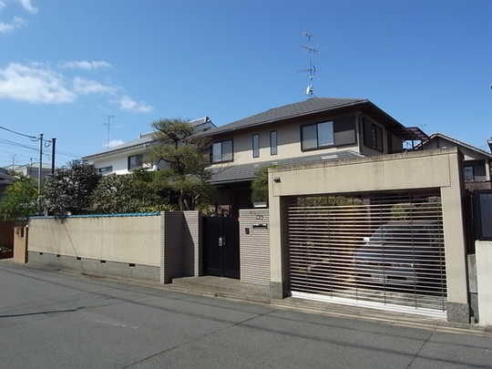 Local appearance photo