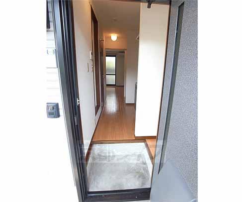 Entrance. There is space on the side