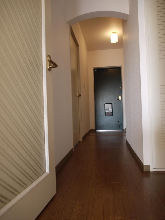 Other room space. Corridor