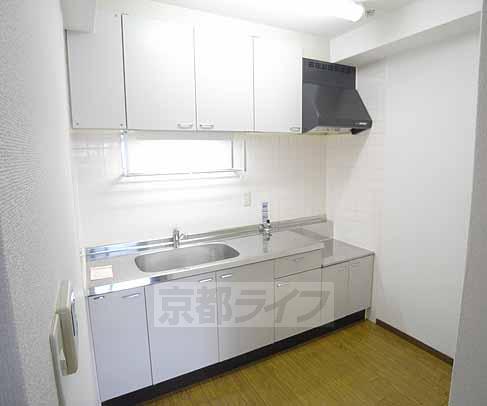 Kitchen. Cuisine will advance ・