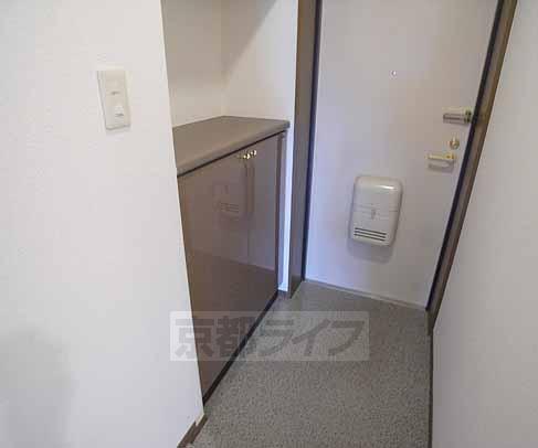 Entrance. It is entrance.