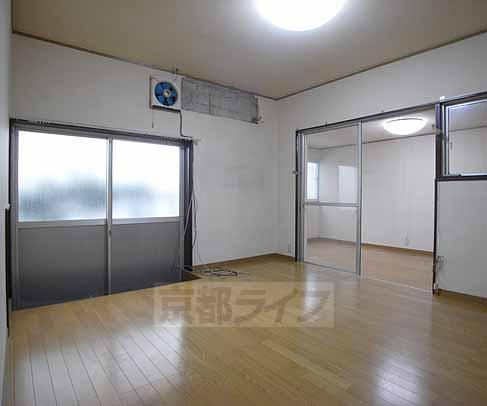 Living and room. Western-style rooms.