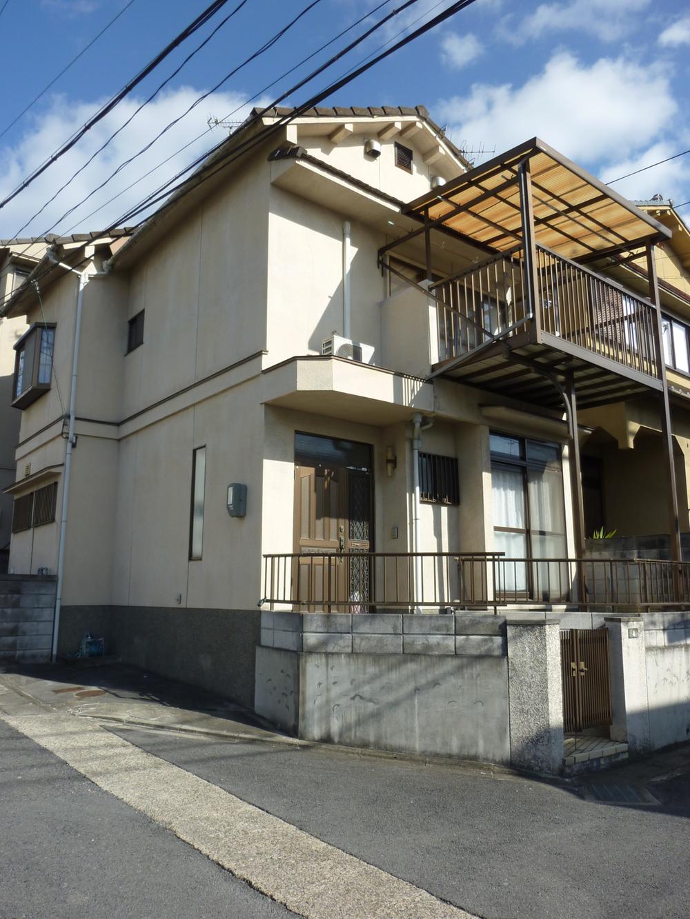 Local appearance photo