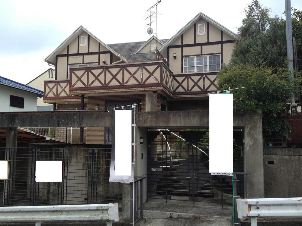 Local appearance photo. Local (August 2013) Shooting