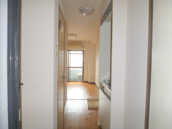 Other room space. Corridor