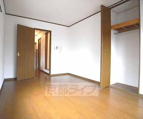 Living and room. In the spread of the room, Easy-to-use.