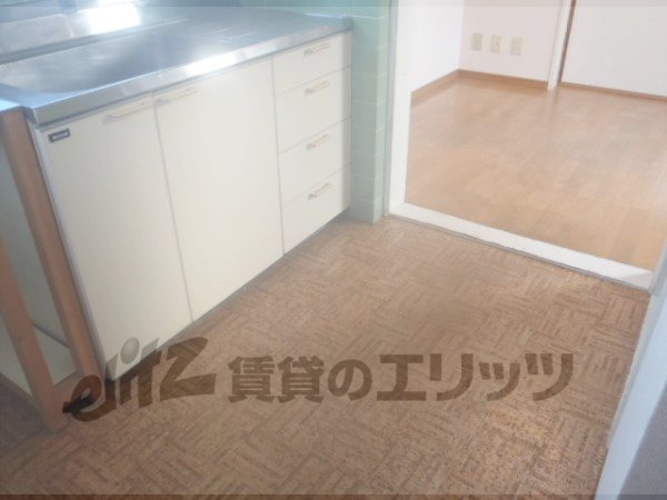 Other room space. Corridor