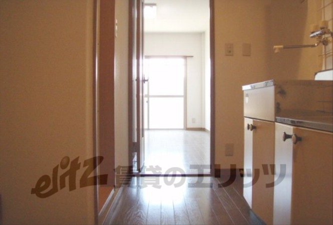 Other room space. Corridor