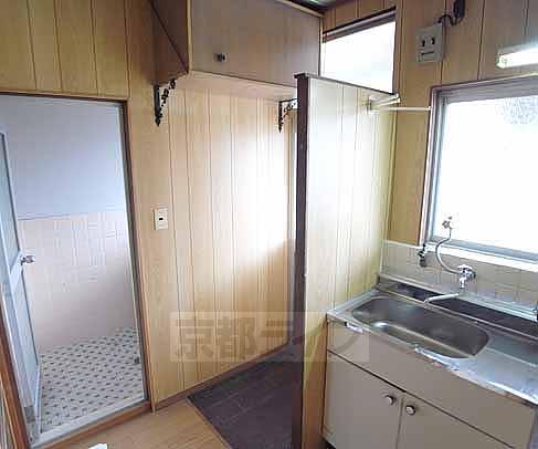 Entrance. It is around the entrance.