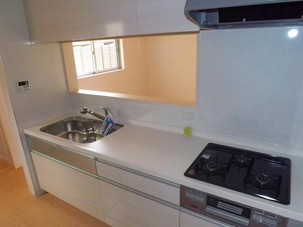 Kitchen. Popular counter kitchen! Water purifier integrated! Drawer storage!