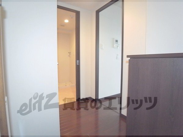 Other room space. Corridor