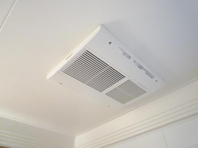 Cooling and heating ・ Air conditioning. Bathroom heating dryer