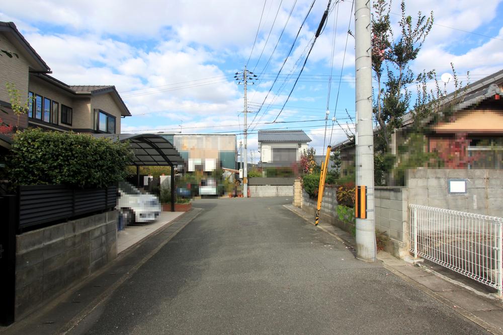 Local photos, including front road. ◆ Surrounding cityscape Local northeast corner lot is 5.8m, It Seddo to 6m of the road.